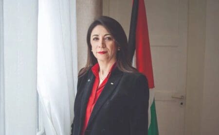 La représentante palestinienne à Paris applaudit l’attaque de l’ambassadeur algérien contre le Maroc